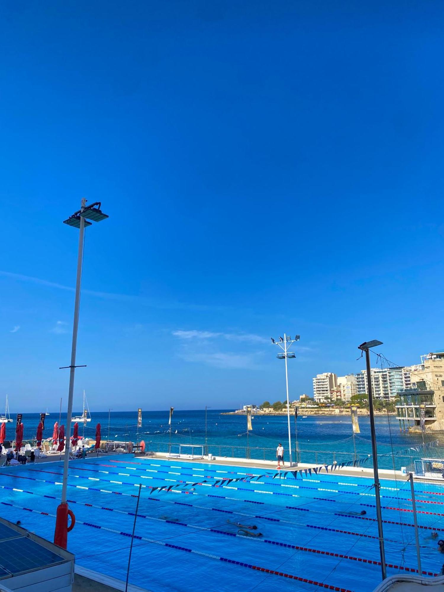 Tigne Sliema Three Bedrooms Apartment Exterior photo